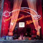 Tea room Manhattan, New York, 2001-2004. Silicone color photograph on methacrylate, 32 x 26 cm