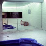 Jacuzzi Queens, New York, 2001-2004. Silicone color photograph on methacrylate, 32 x 26 cm