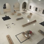 Como quien mueve las brasas y aspira a todo pulmón, 2009. Exhibition view, Museo de Belles Artes, Cádiz.