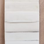 Cristina Mejías. Dáctilos y troqueos V, 2022. Bone, dyed  sycomore and African coralwood. 11 x 6.5 x 5cm