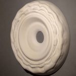 Alegría y Piñero. Cañacorocañacorocañacorocañacoro, 2022. Ceramic plaster. 70 cm x 10 cm