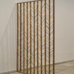 Desde una madriguera (Celosía espigada), 2023. Teak wood support and fabrics dyed with natural dyes. 250 x 170 cm