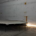 Es un cuerpo, 2022. Mercedes Pimiento. Cement, steel and plant debris. 45x300x375cm
